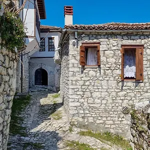 Apartment Dhimitri, Berat