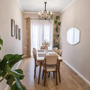 Apartment Joni & Joy Center, Berat