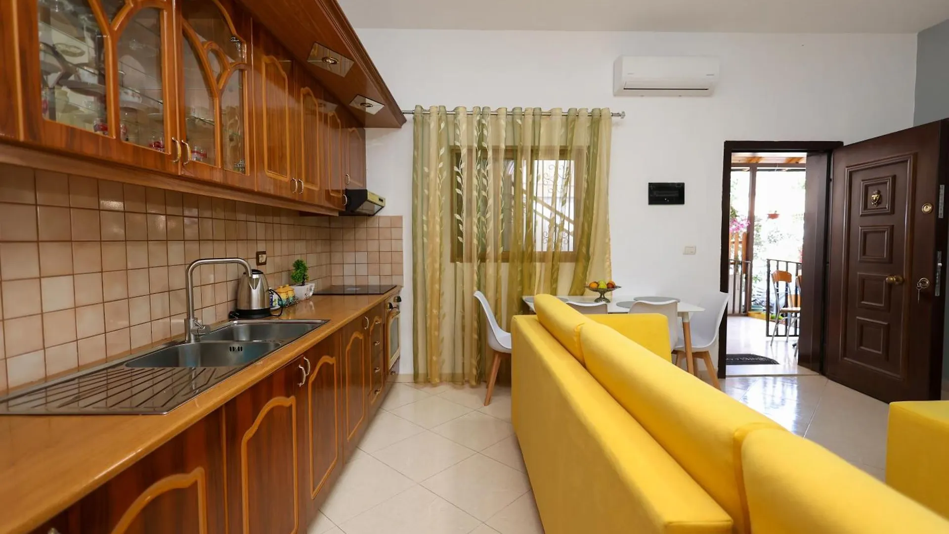 Berat Central Apartment