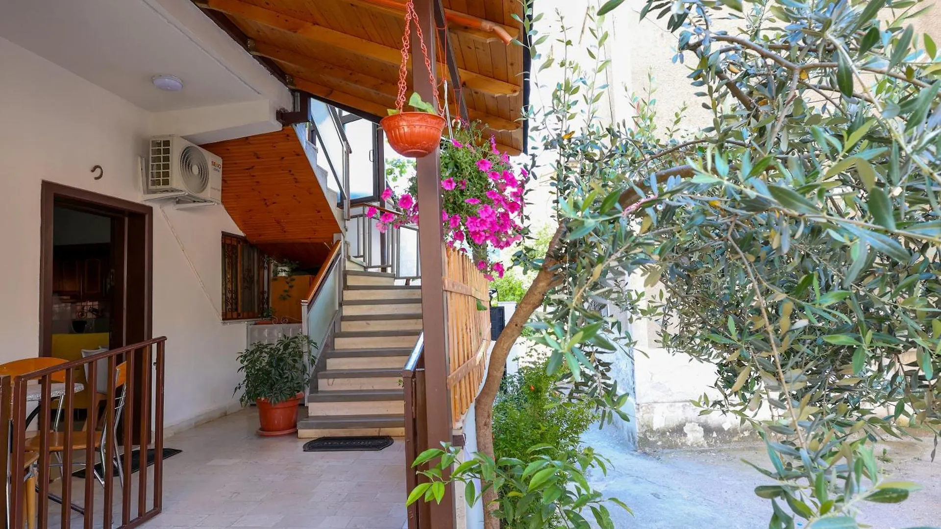 Berat Central Apartment